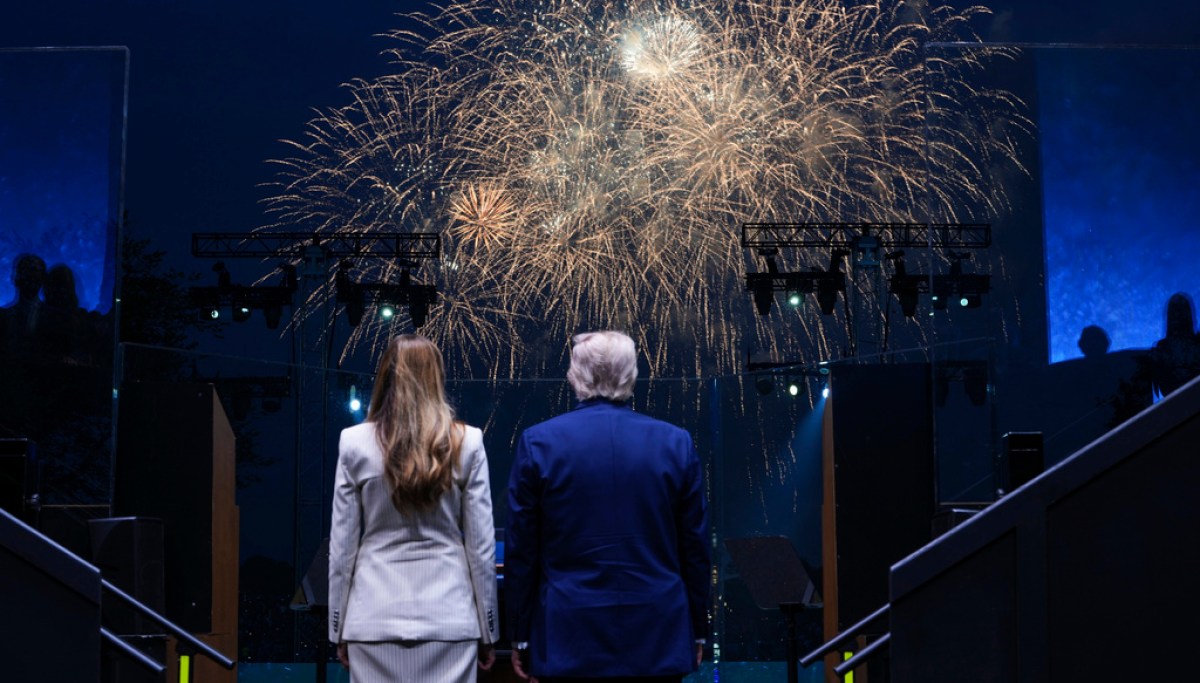 Iran reviews US peace deal as Trump hopes for end to war on 80th birthday