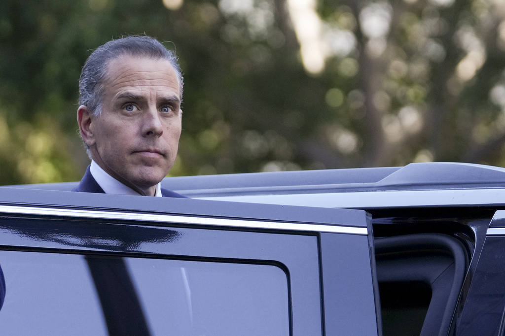 Hunter Biden takes internet by storm