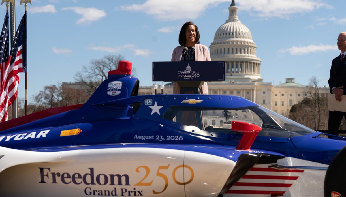 IndyCar race in Washington receives 288,000 ticket requests for 100,000 free seats