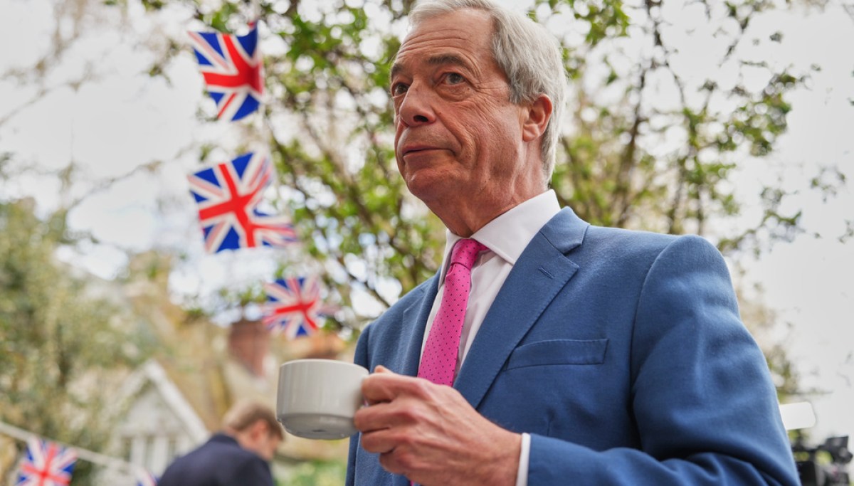 Nigel Farage squirms in spotlight as British press hounds him over £5M ‘gift’ from crypto billionaire