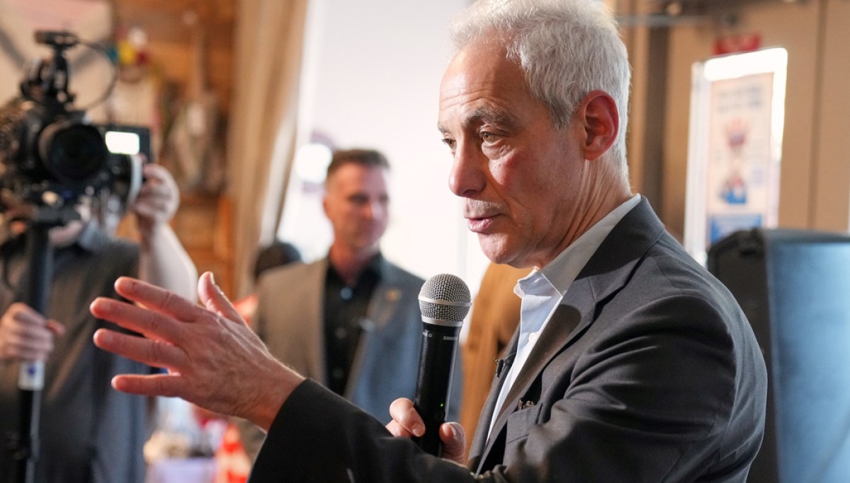 Rahm Emanuel kicks tires on White House bid with bike tour of New Hampshire