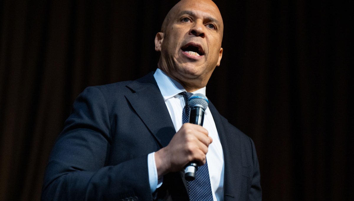 Booker boosts campaign coffers of black politicians facing new maps
