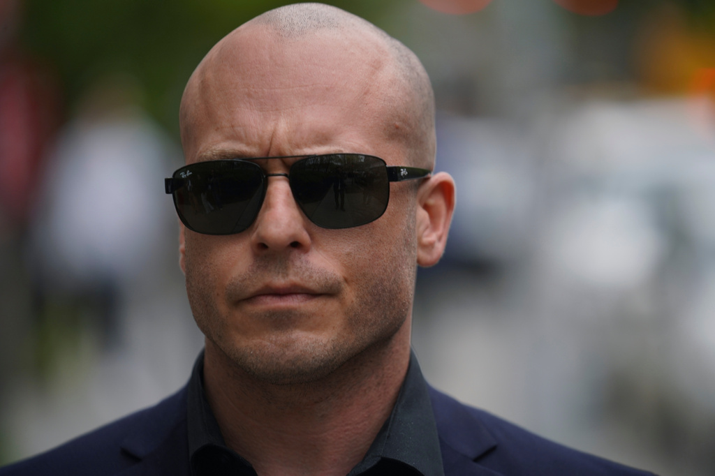 Judge sets trial date for soldier accused of profiting $400,000 on Maduro raid