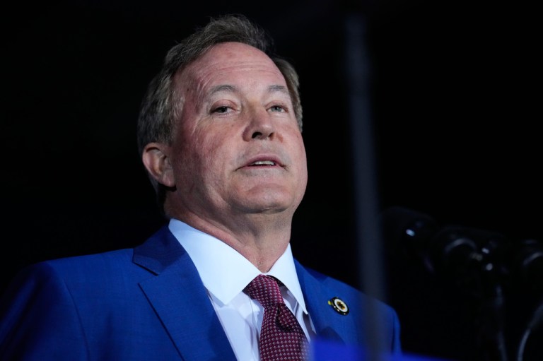 Texas Attorney General Ken Paxton (R).