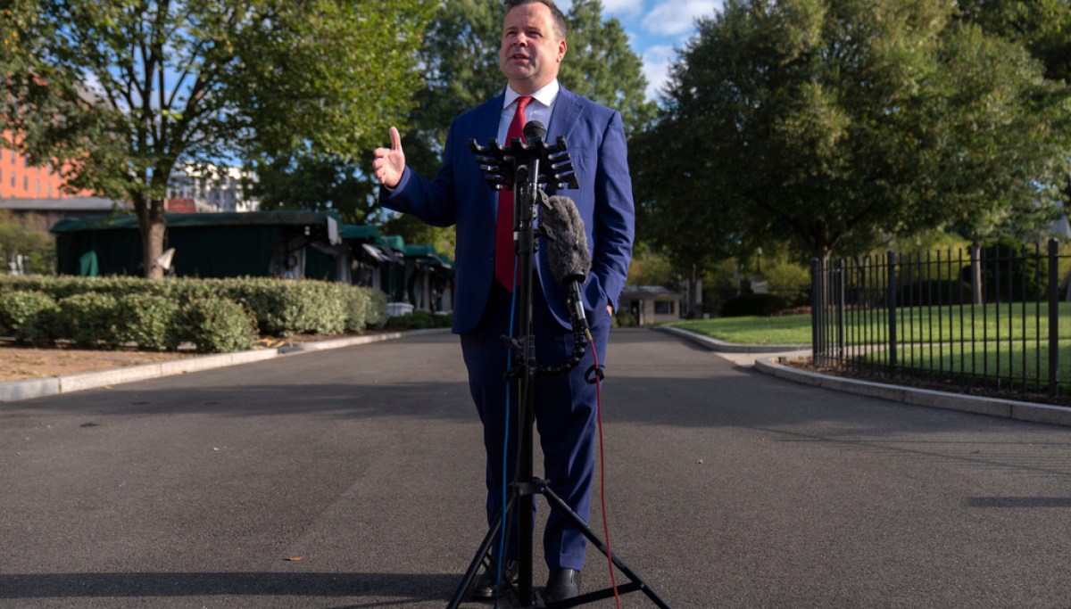 Bill Pulte takes over as DNI with no FISA off-ramp in sight