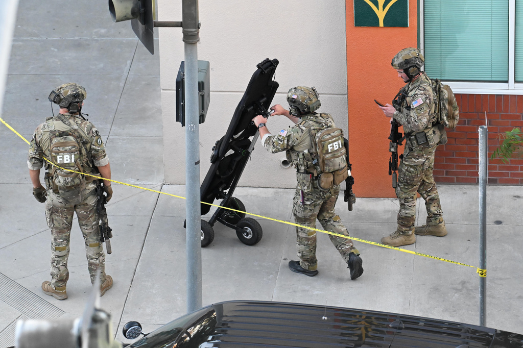 FBI says California hostage taker targeted school officials, ‘no stranger’ to police