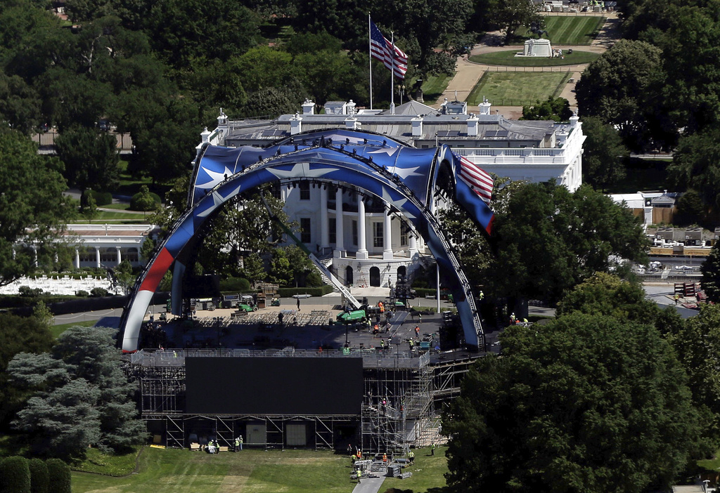Trump suggests UFC arena at White House could be permanent