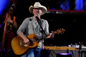 Shut up and sing? Kenny Chesney’s apolitical stance divides The View