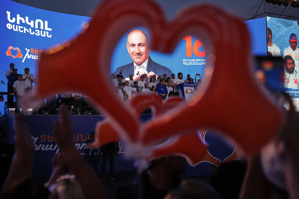 Trump ally Nikol Pashinyan wins Armenian election, paving way for US-backed peace deal