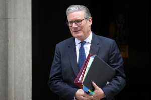 Keir Starmer resigns as British prime minister