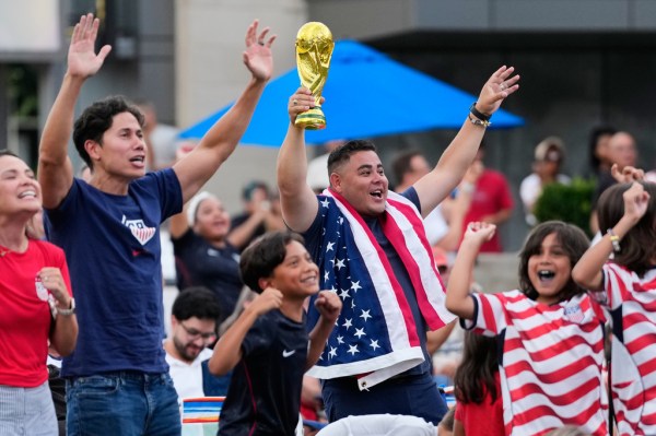 US opens its home World Cup with a dynamic 4-1 victory over Paraguay, sparked by Balogun’s 2 goals