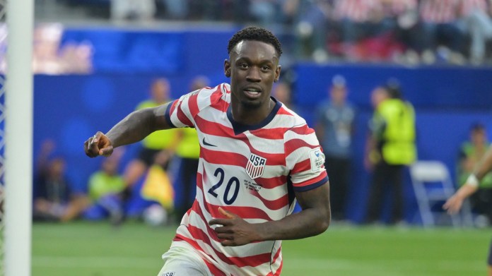 United States' Folarin Balogun (20) celebrates during the World Cup Group D soccer match between the United States and Paraguay in Inglewood, Calif., near Los Angeles, Friday, June 12, 2026.