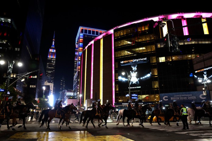 NYPD deploys 10,000 police officers for Knicks ticker-tape parade