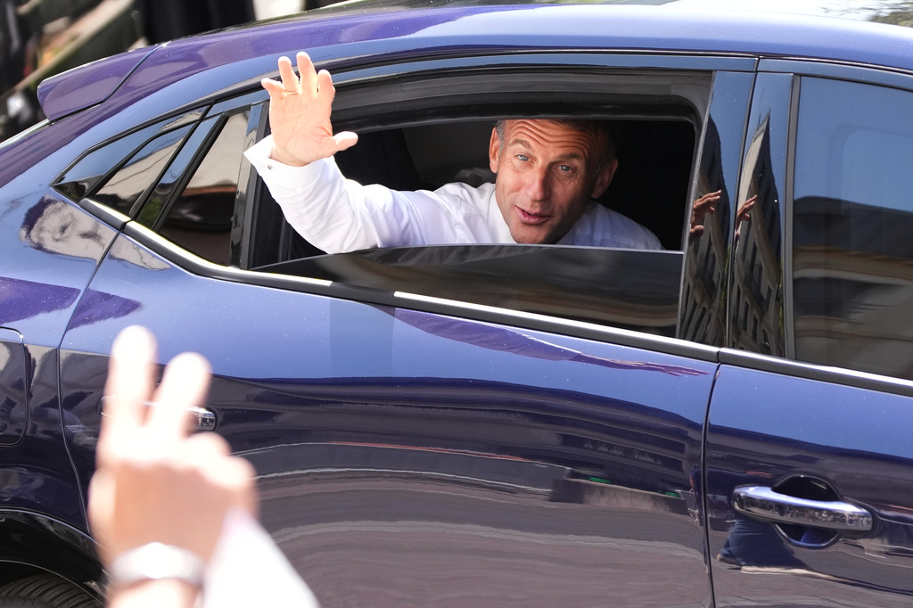 WATCH LIVE: World leaders meet at G7 Summit in France
