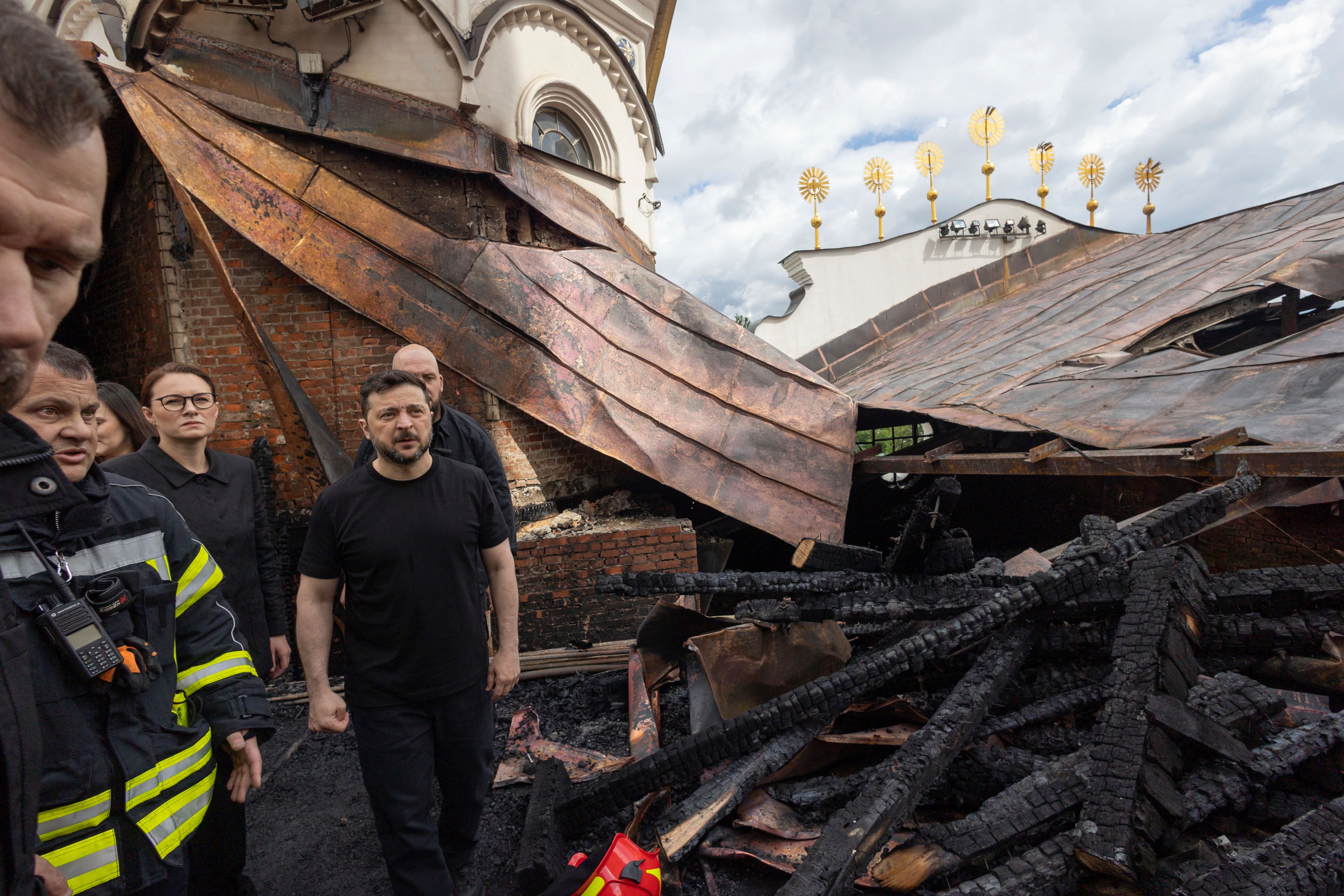 Zelensky surveys Cathedral bombed by Russia