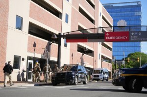Gunman at large after shooting at Delaware hospital leaves one dead