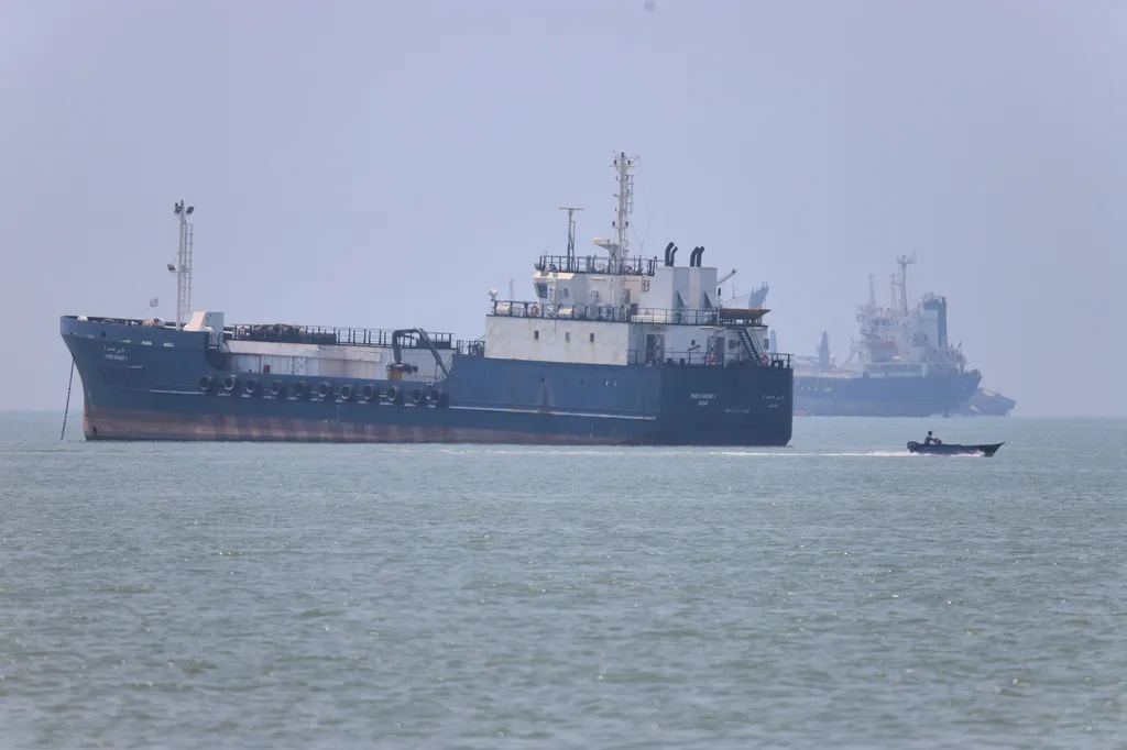 Oil hits $100 per barrel after US hit Iranian tankers near Strait of Hormuz