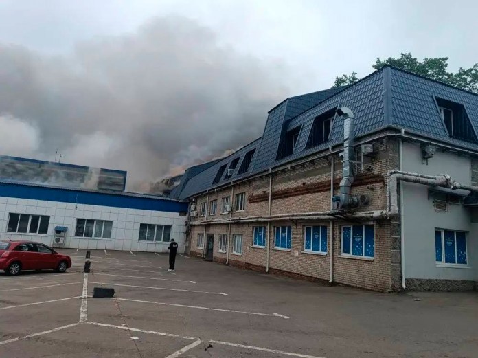 Ukraine launches large-scale drone attack targeting oil infrastructure in Moscow