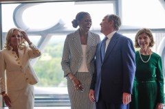 Michelle Obama releases behind-the-scenes footage of presidential center opening
