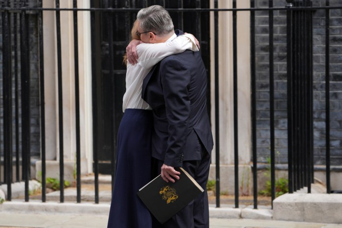Kier Starmer resigns