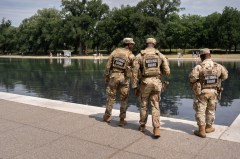 Trump shames ‘pro-algae’ protester in hunt for alleged Reflecting Pool vandals