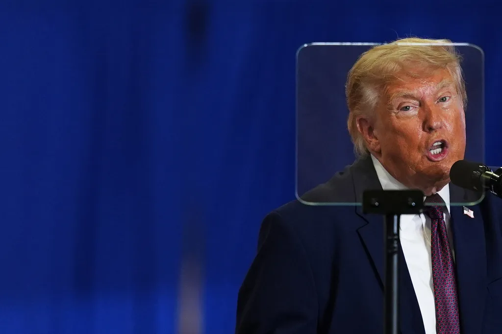 Trump says he working on national concealed - carry legislation