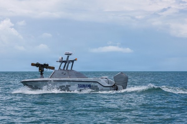 US naval drone rescued two pilots after helicopter crash near Strait of Hormuz