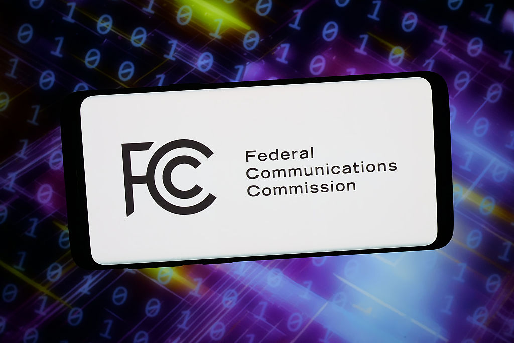 Supreme Court upholds FCC’s ability to penalize AT&T and Verizon