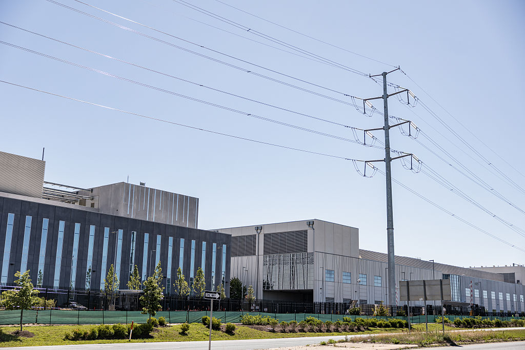 Solving the data center energy and water conservation problem