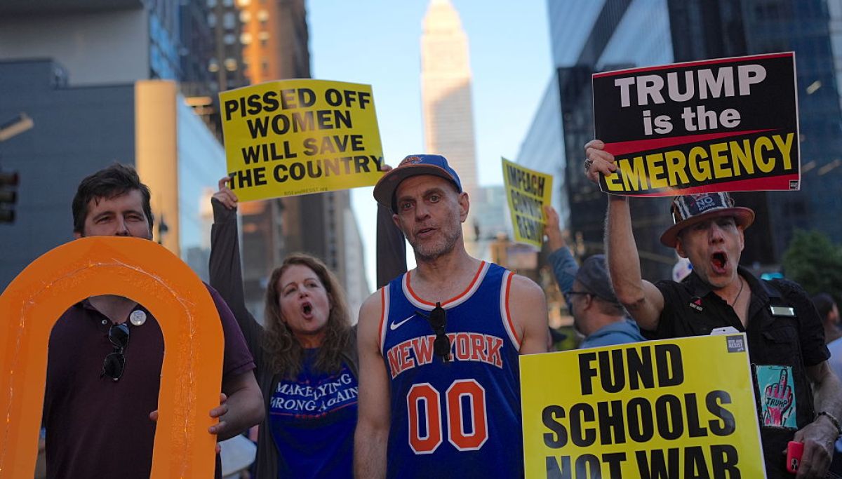 Democrats are literally the party of crazy people