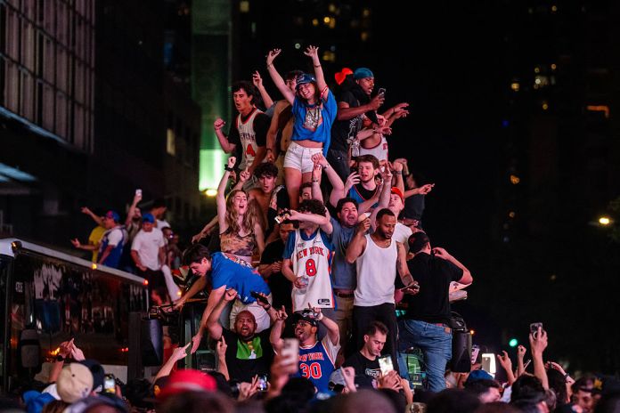 Hop on the Knicks bandwagon