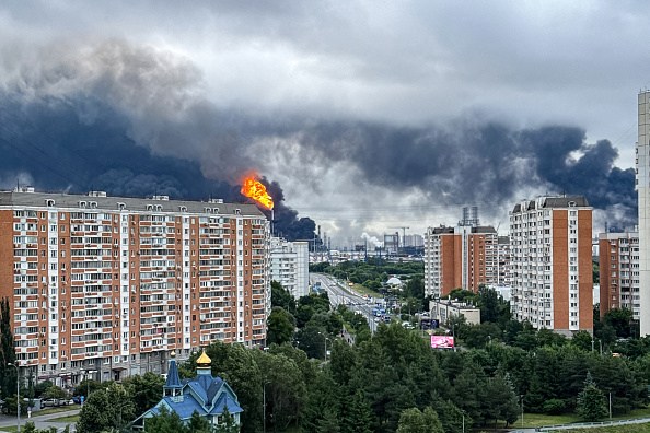 Ukraine launches large-scale drone attack targeting oil infrastructure in Moscow