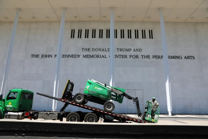 Arts organization posts Kennedy Center livestream for Trump name takedown
