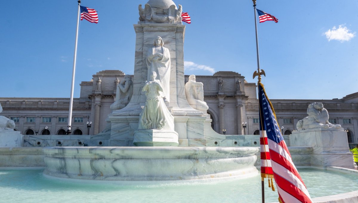 Washington’s monuments are coming back. So is American memory