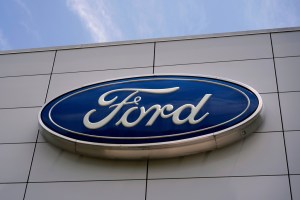 Ford recalls 250,000 Focus models, citing engine problems