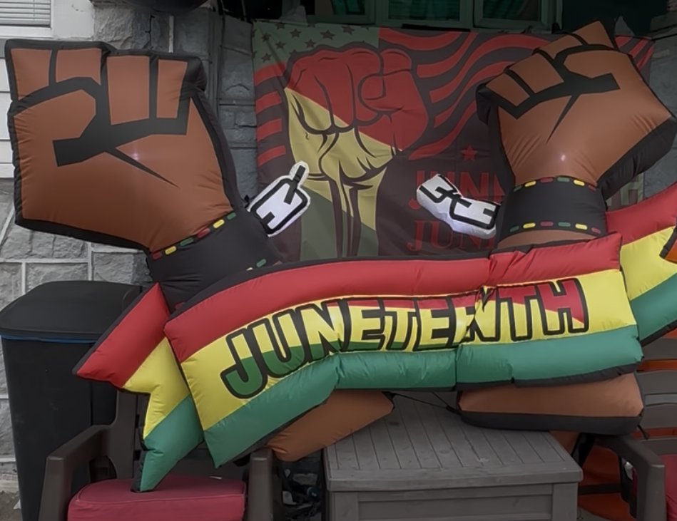 Why was the US flag missing from Juneteenth logos and celebrations?