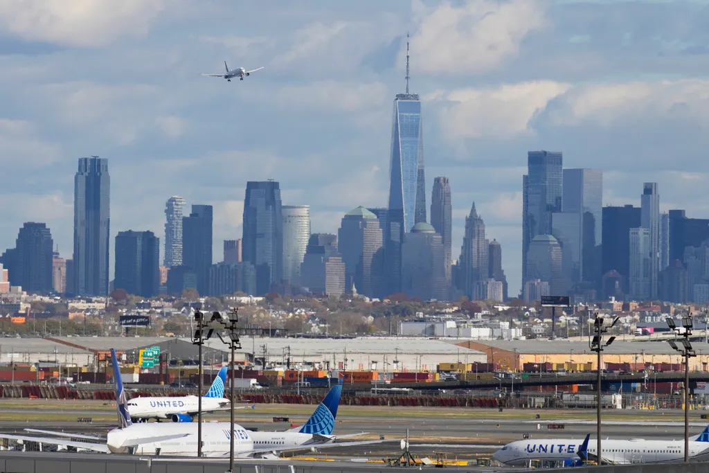 New York’s phantom Democrats are an opening for the Right