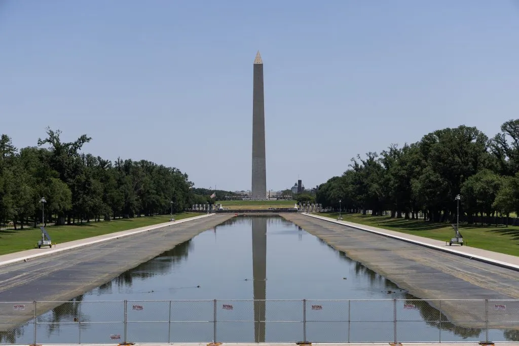 PHOTOS: Lincoln Memorial Reflecting Pool drained again