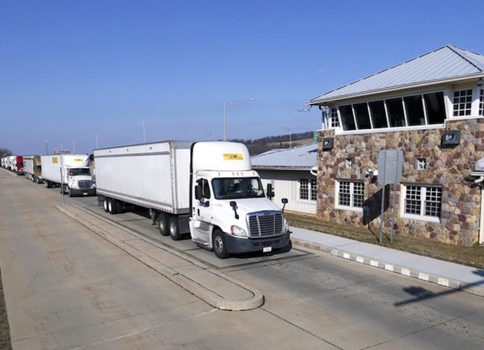 Federal immigration officers working weigh stations to arrest illegal immigrant CDL drivers