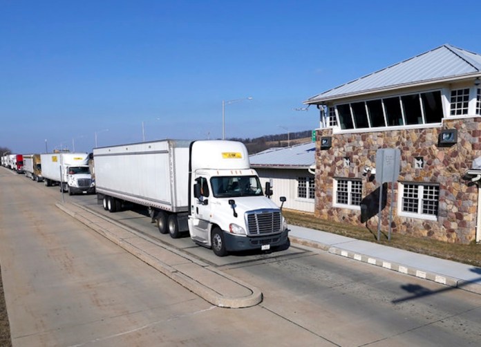 Federal immigration officers working weigh stations to arrest illegal immigrant CDL drivers