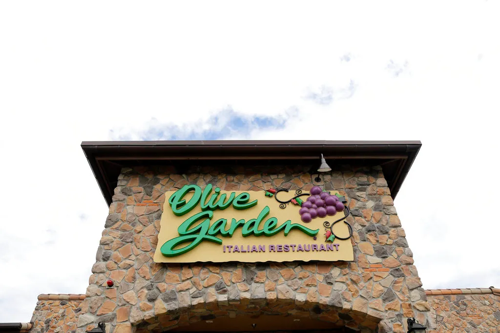 Republicans joke Olive Garden’s Never-Ending Pasta Pass requiring photo ID is more secure than elections