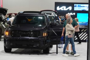 Kia recalls 462,000 Tellurides as NHTSA warns seats may catch on fire