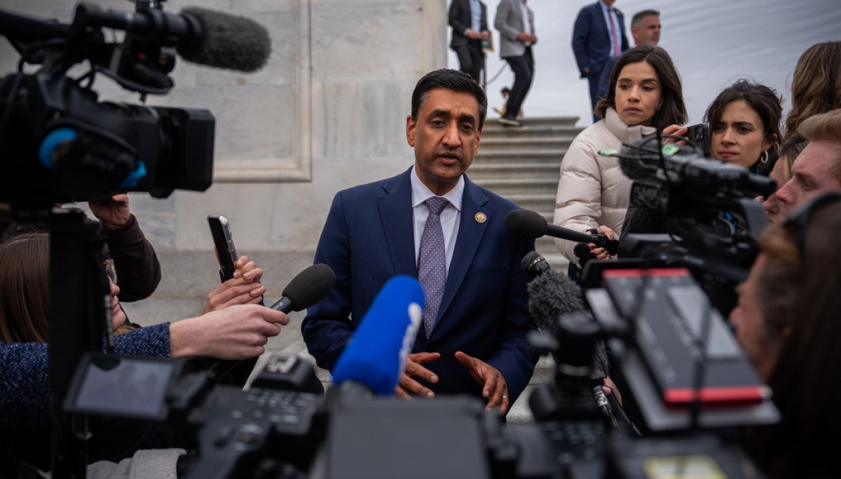 The cheap theatrics of Rep. Ro Khanna (D-West Bank)