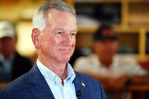 Tuberville says Graham called staffer before 911 on day he died