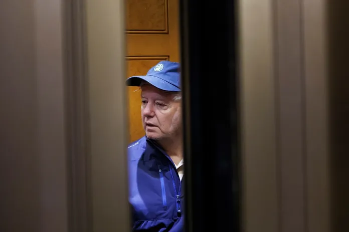 How will Lindsey Graham be replaced as South Carolina senator after sudden death?