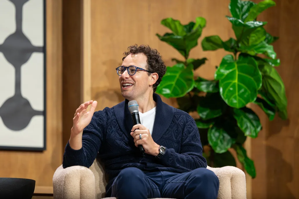 Anthropic CEO donated $1 million to AI regulation super PAC 