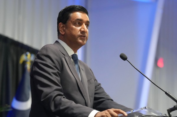 Ro Khanna backs Troy Jackson as Platner’s replacement in Maine Senate race