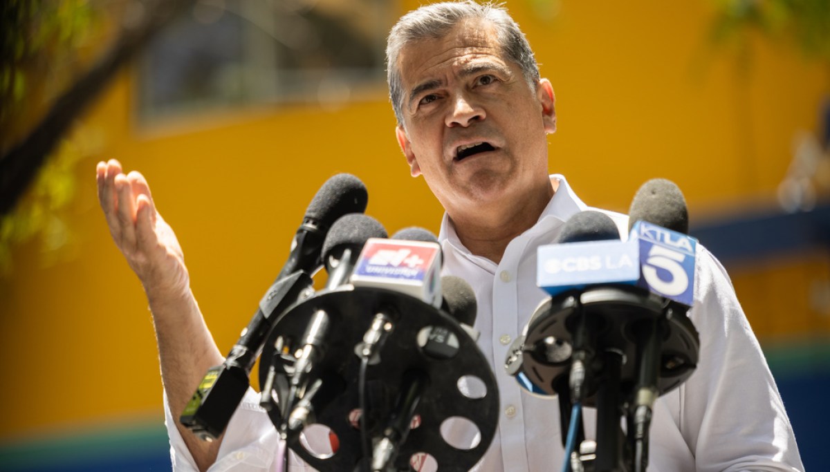 Tech billionaires line up behind Xavier Becerra in California governor race