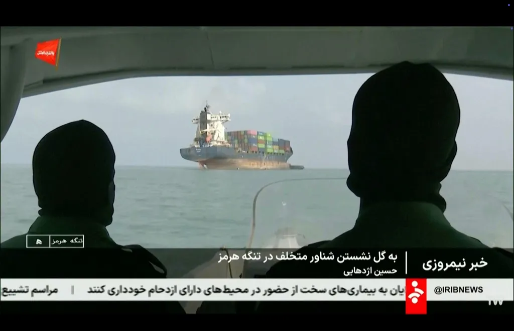 US demands Iran publicly announce opening of Strait of Hormuz