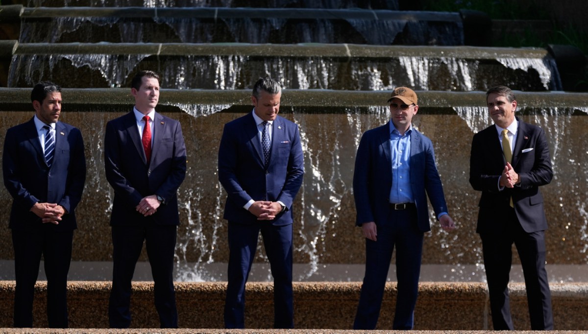 Renovated Malcolm X Park fountain turns brown after Trump beautification effort